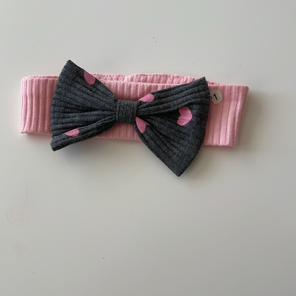 NWOT baby pink heart onesie - Picture 6 of 6